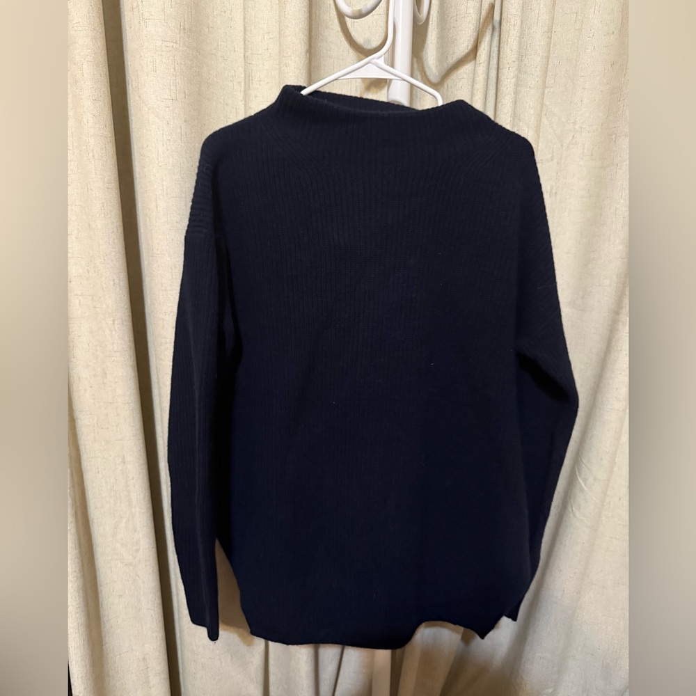 Hatch The Cozy Shaker Turtleneck in INK size small